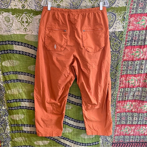 Free People Movement Red Earth Fly By Night Woven Pants Size Medium - Picture 9 of 16